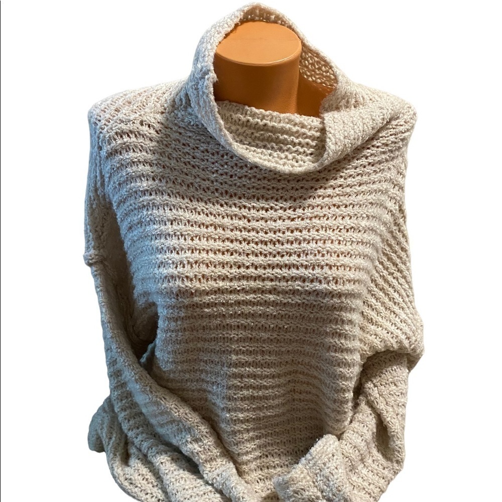 Aerie Women's Beige Wool Blend Sweater Size Medium Cowl Neck 3/4 Sleeves